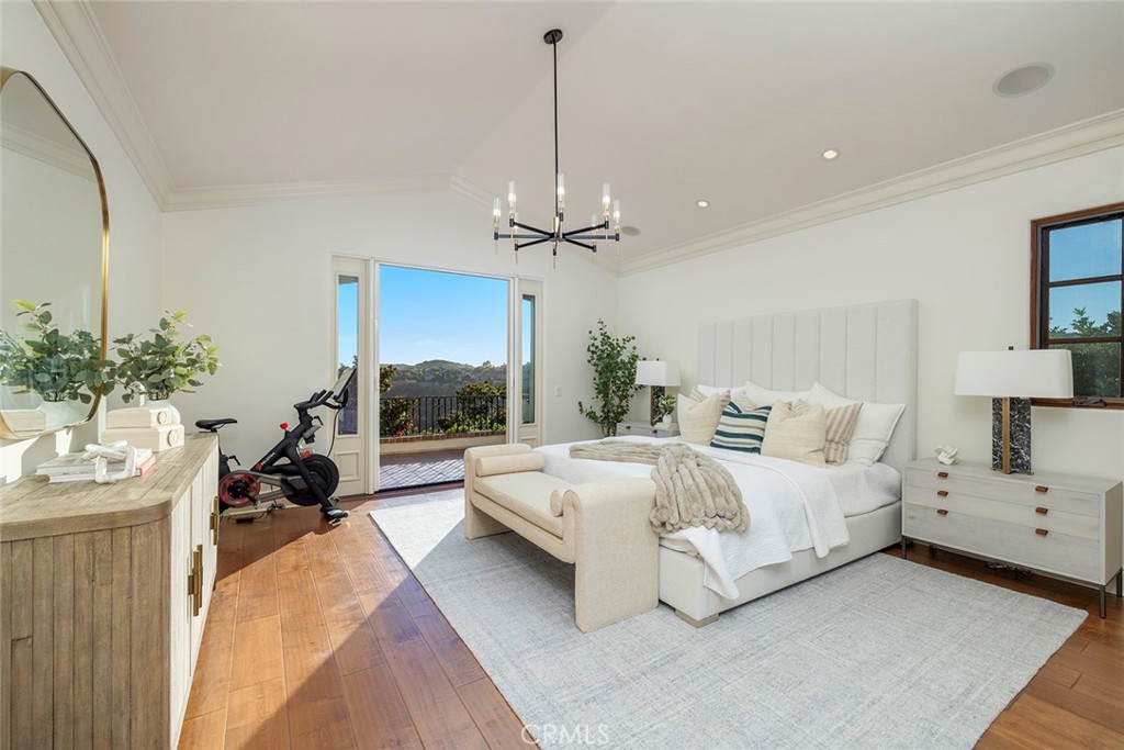 8 Night Sky Property Photo 19