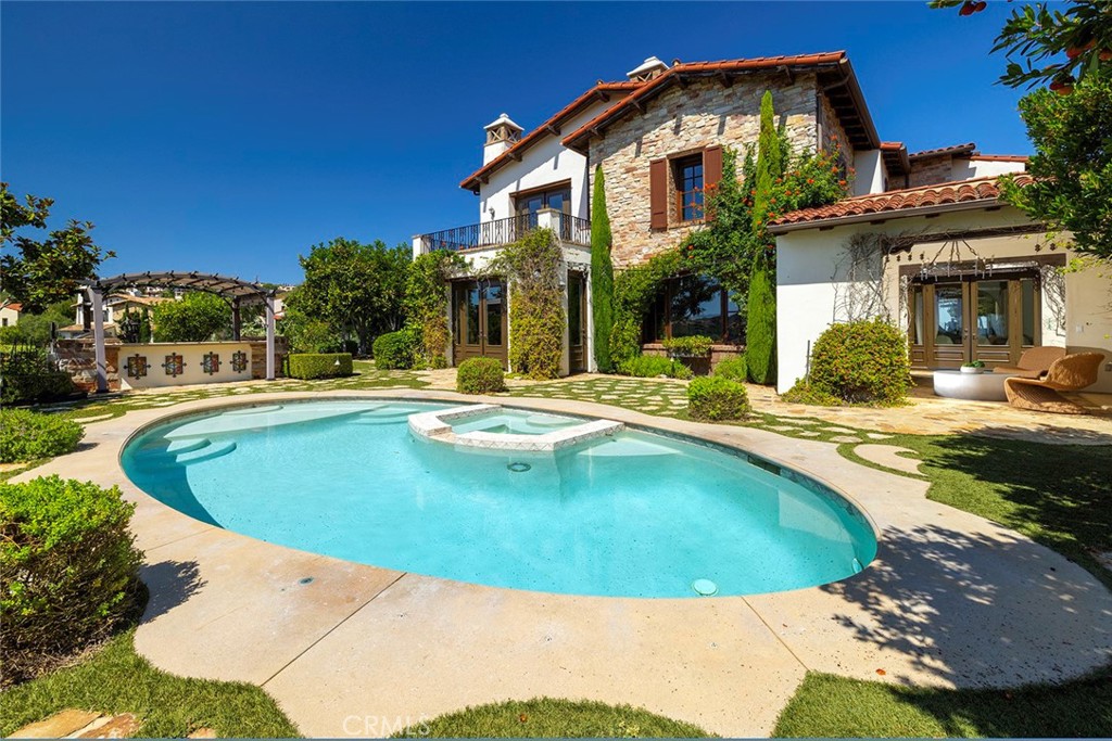 8 Night Sky Property Photo 30
