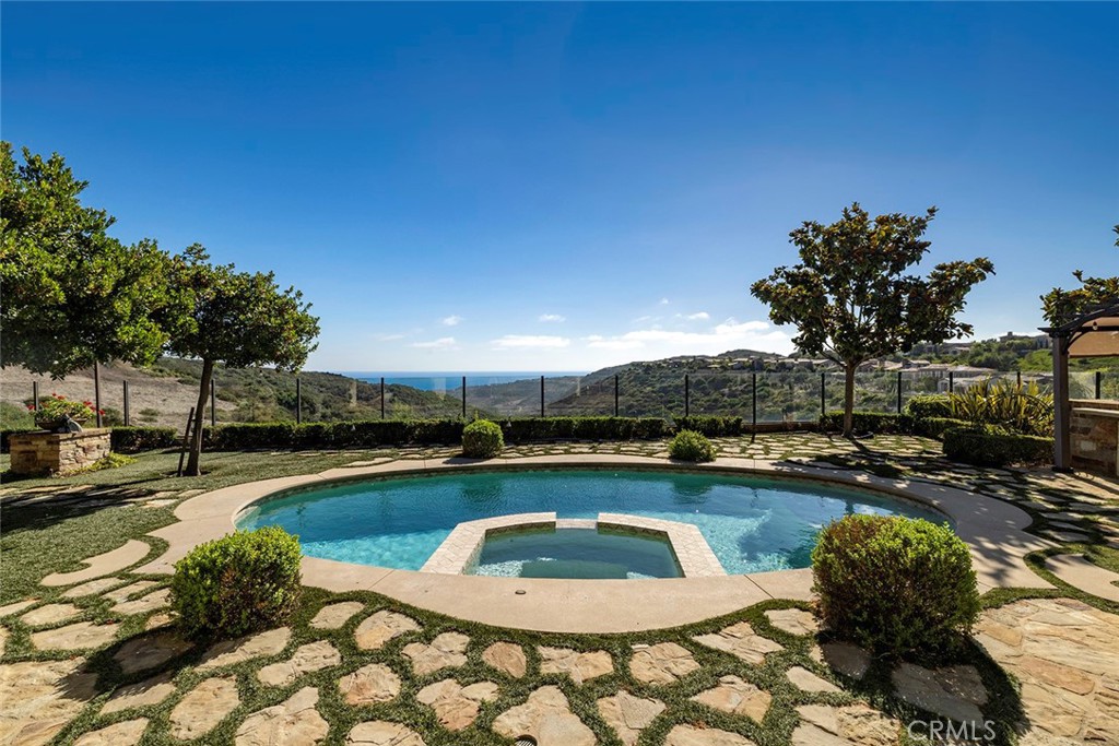 8 Night Sky Property Photo 32