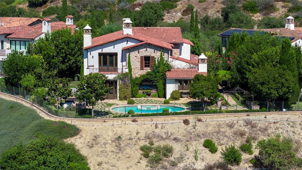 8 Night Sky Property Photo 37
