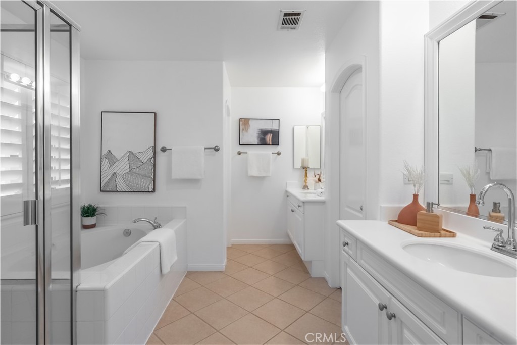 154 Saint James 53 Property Photo 12