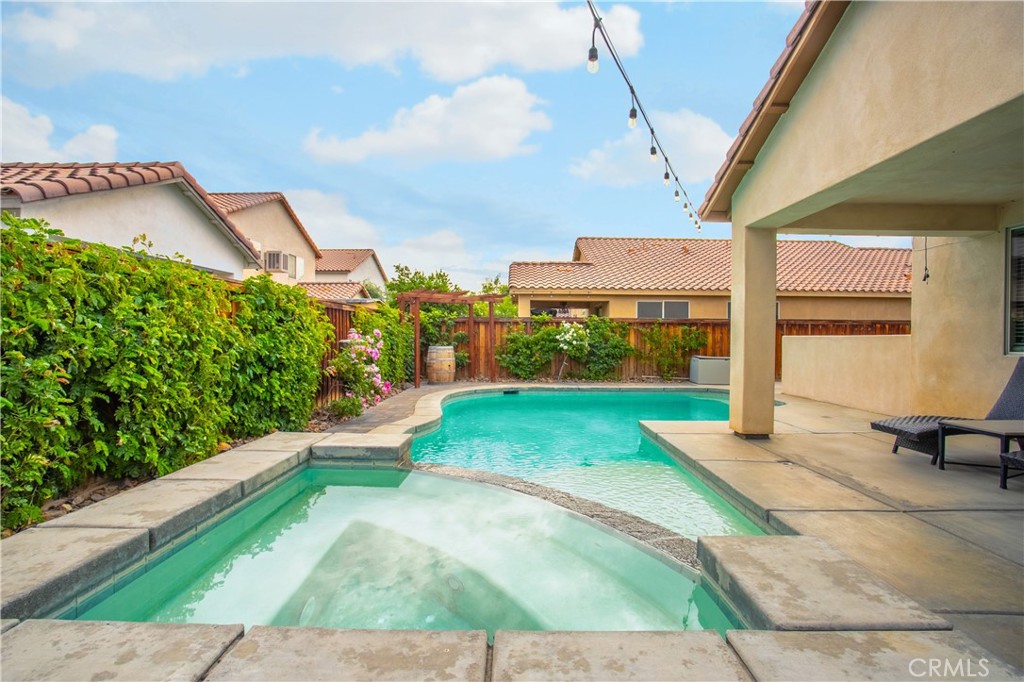50264 San Capistrano Drive Property Photo 4