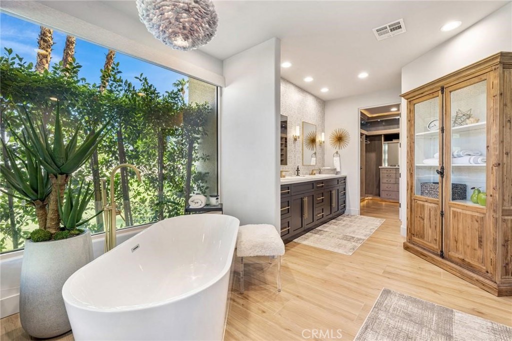 77240 Black Mountain Trail Property Photo 10