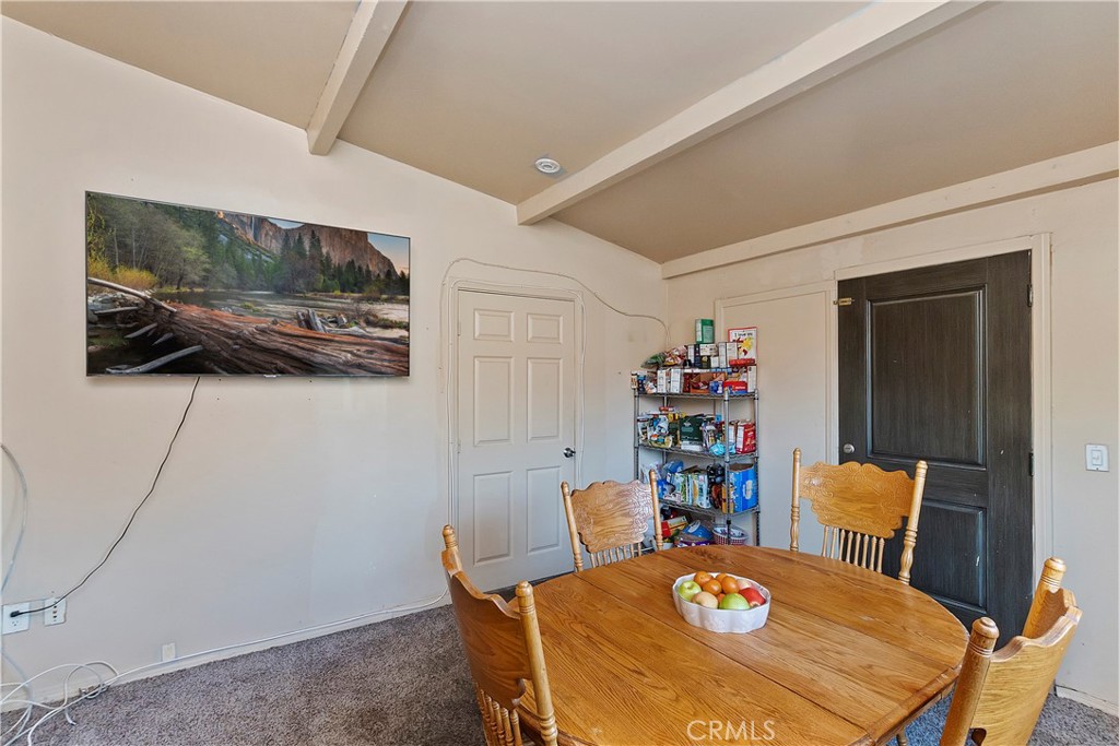 6374 Linda Lee Drive Property Photo 12