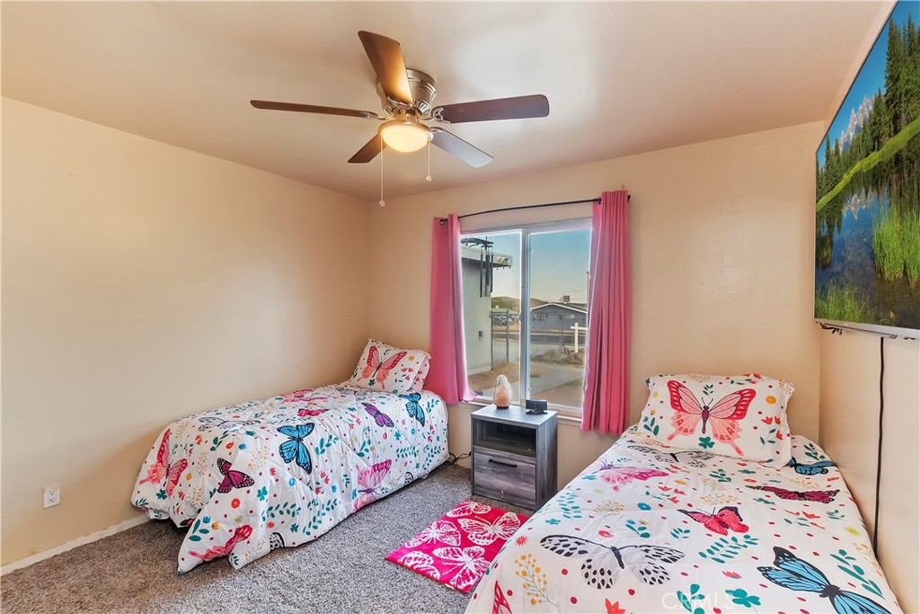 6374 Linda Lee Drive Property Photo 16