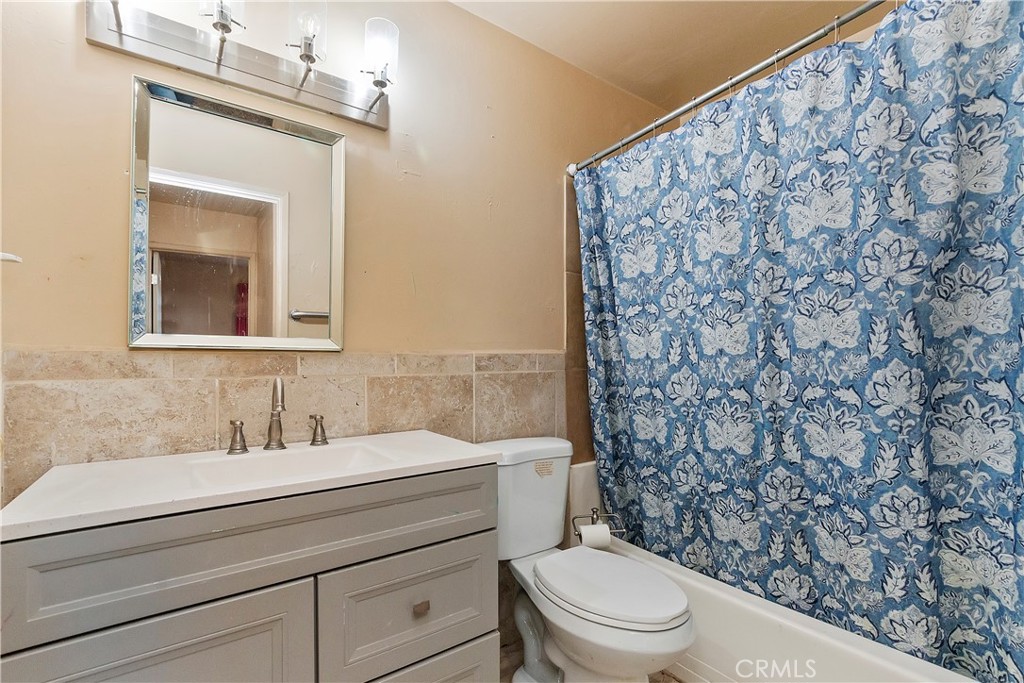 6374 Linda Lee Drive Property Photo 20