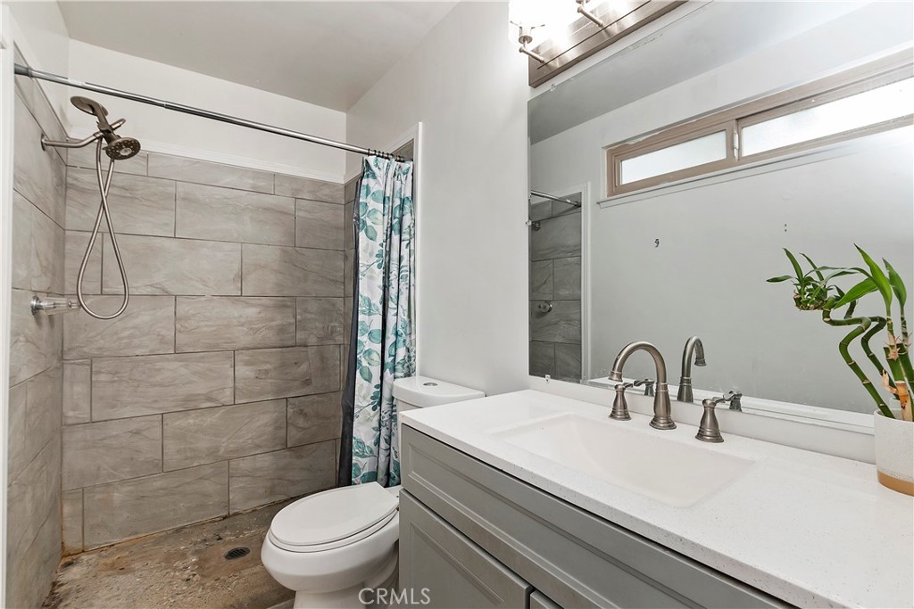 6374 Linda Lee Drive Property Photo 24