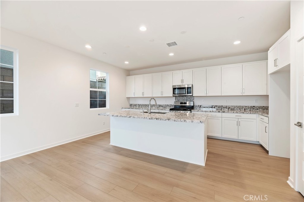 6974 Mallow Drive Property Photo 4