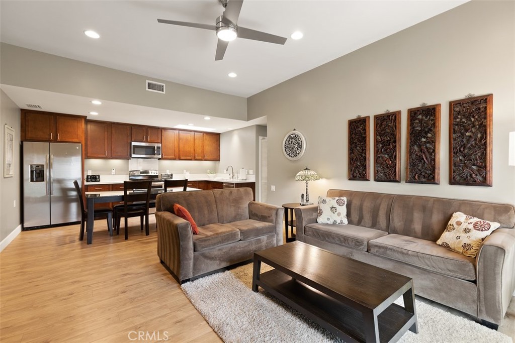 2049 Via Mariposa E H Property Photo 3
