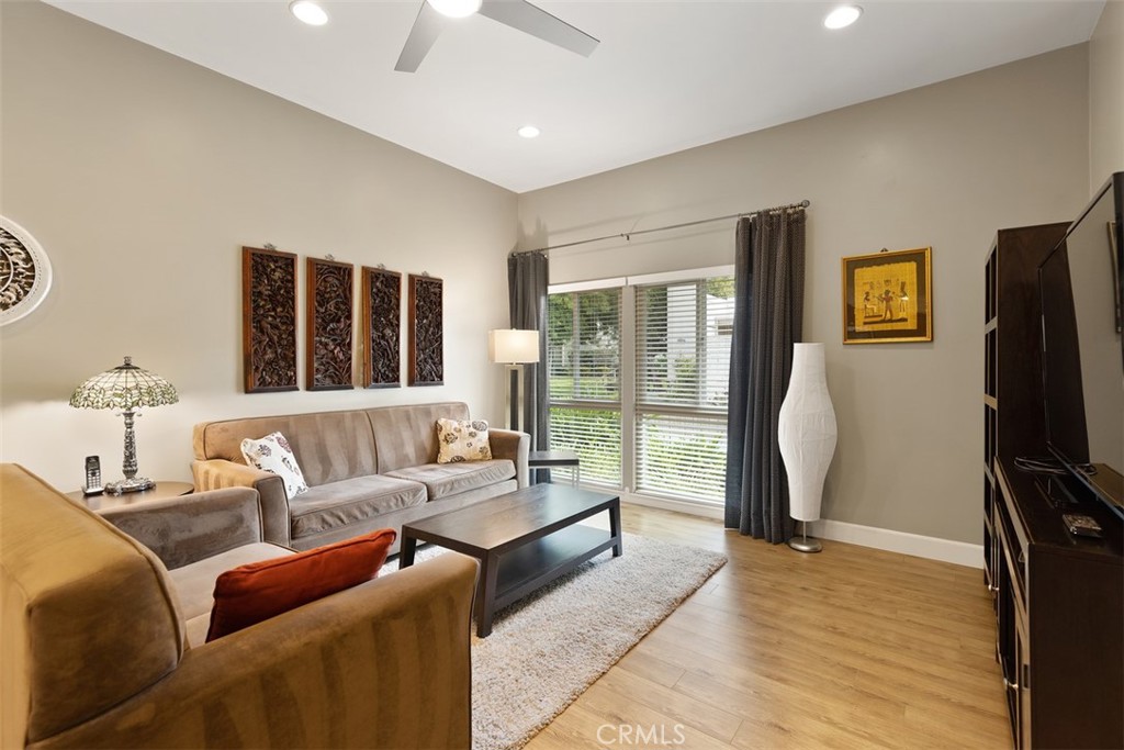 2049 Via Mariposa E H Property Photo 4