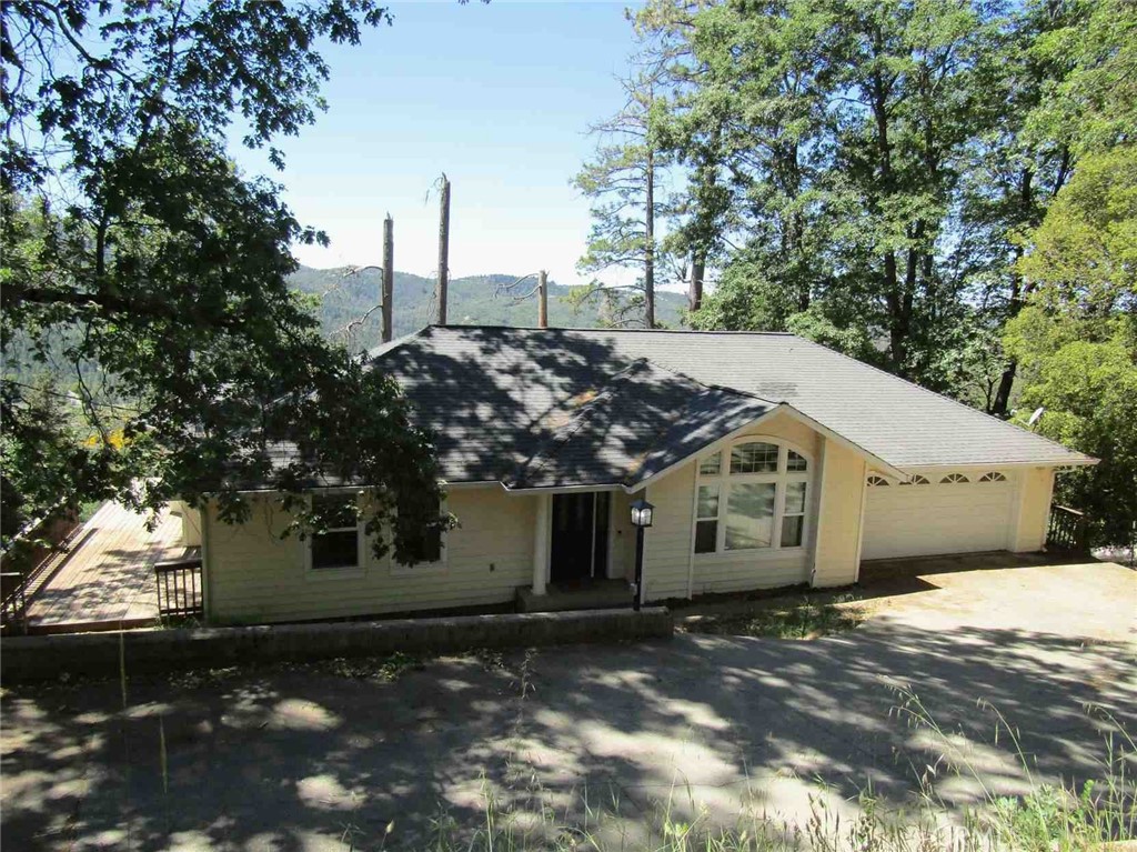 9541 Fox Drive Property Photo 1