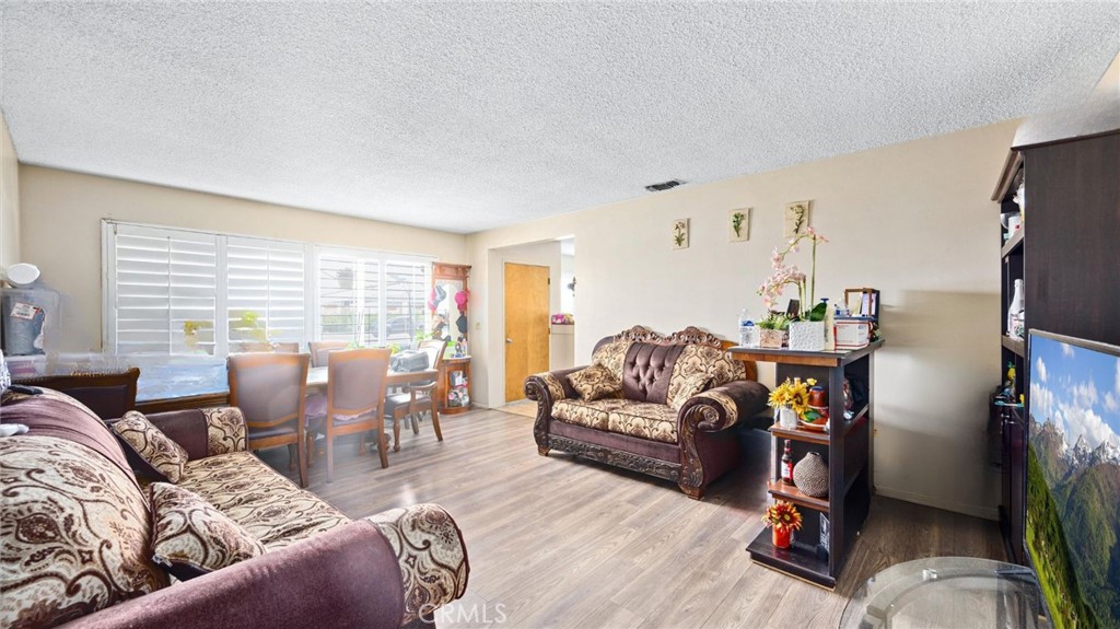 10346 Locust Avenue Property Photo 13