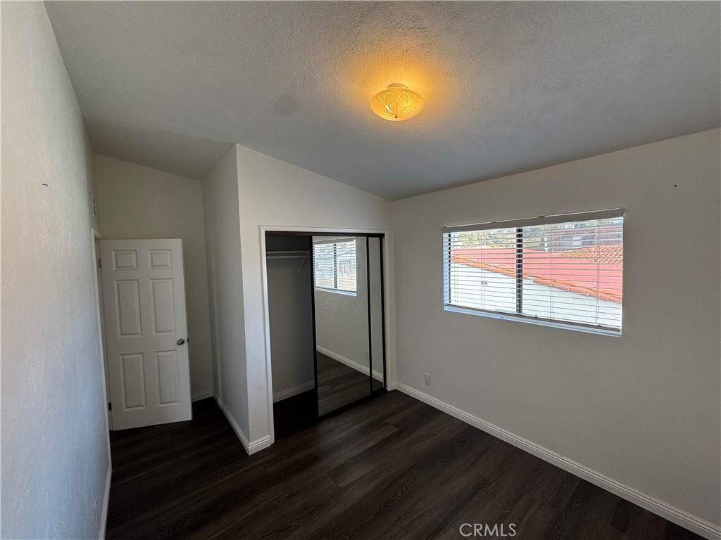 118 E Escalones Property Photo 12