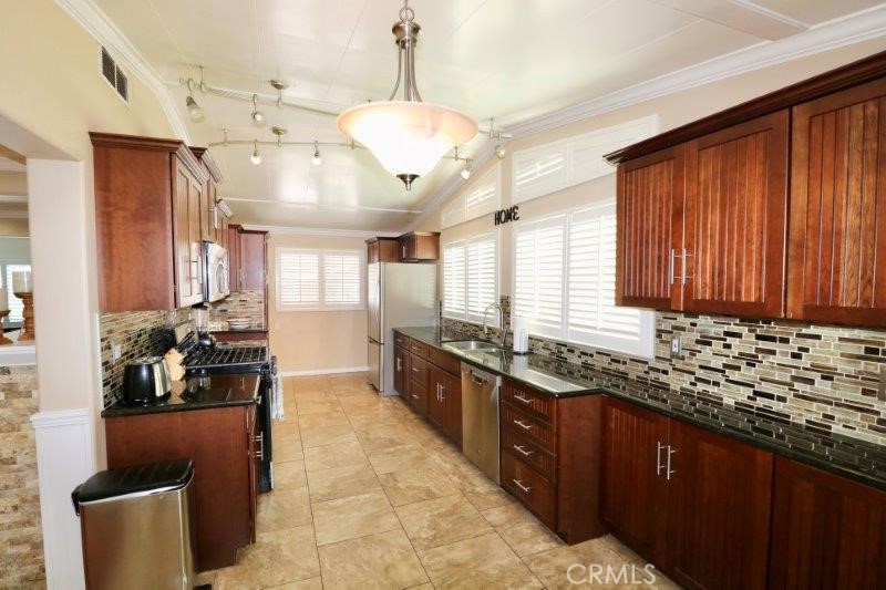 1366 Fern Lake Avenue 114 Property Photo 14