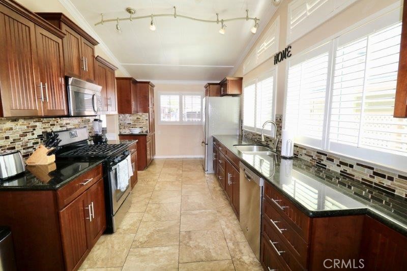 1366 Fern Lake Avenue 114 Property Photo 16