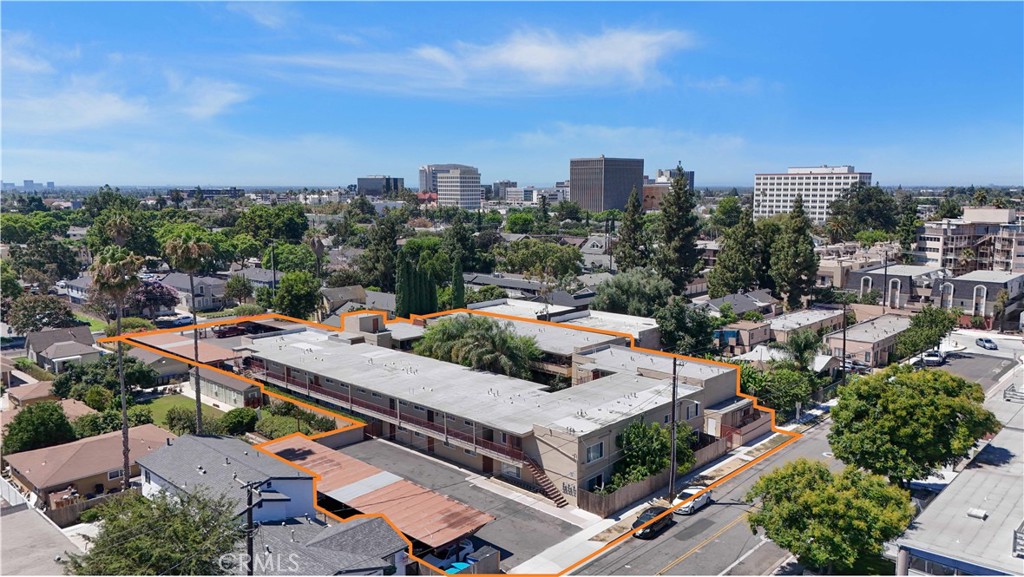 511 E Washington Avenue Property Photo 1