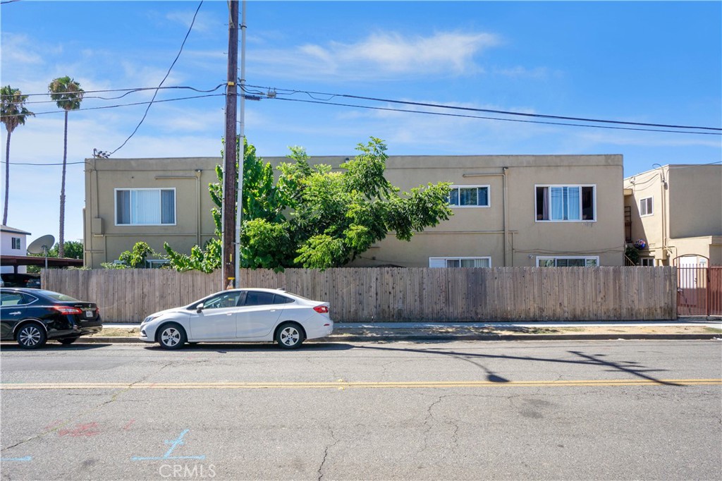 511 E Washington Avenue Property Photo 9