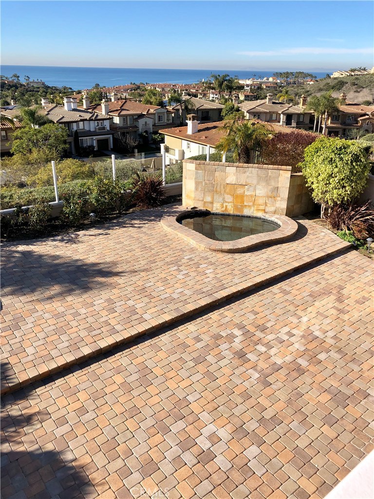 25 Ville Franche Property Photo 42