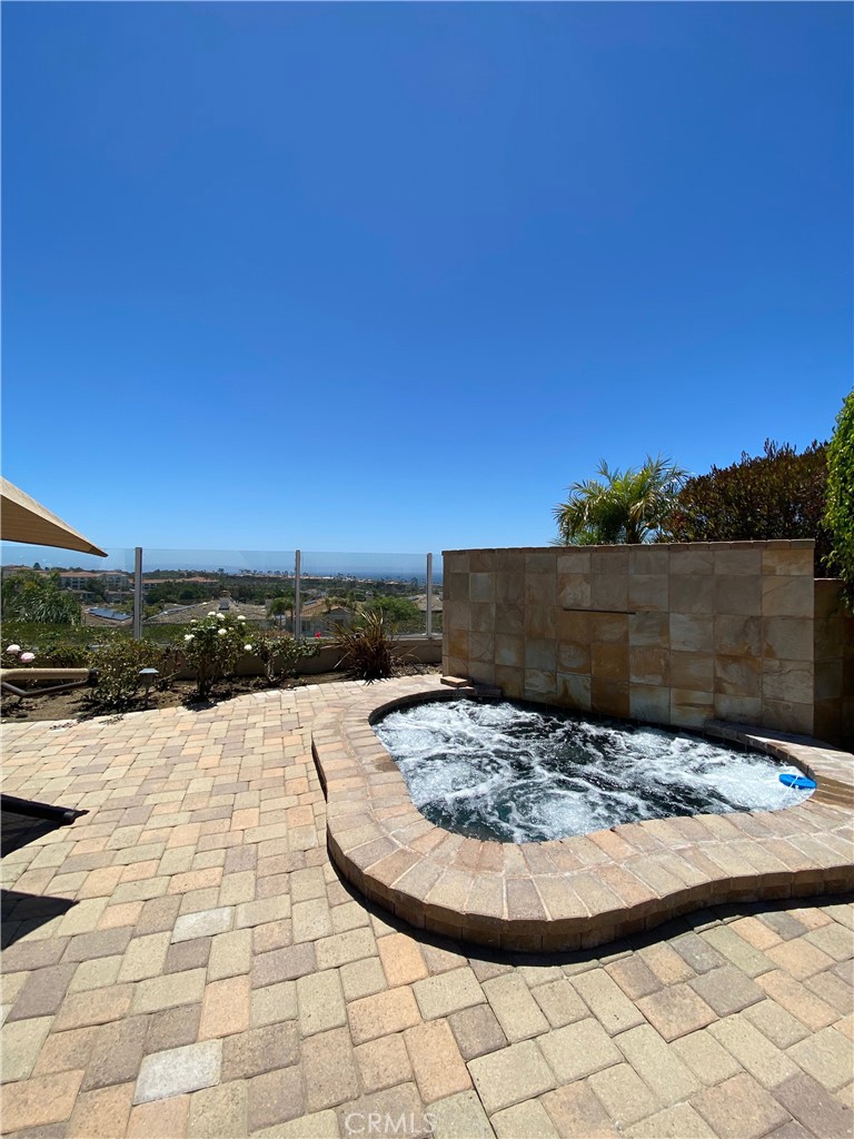 25 Ville Franche Property Photo 57