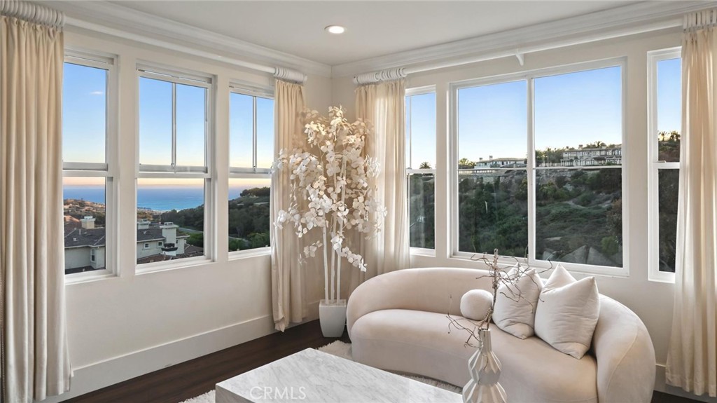 16 Coral Reef Property Photo 9