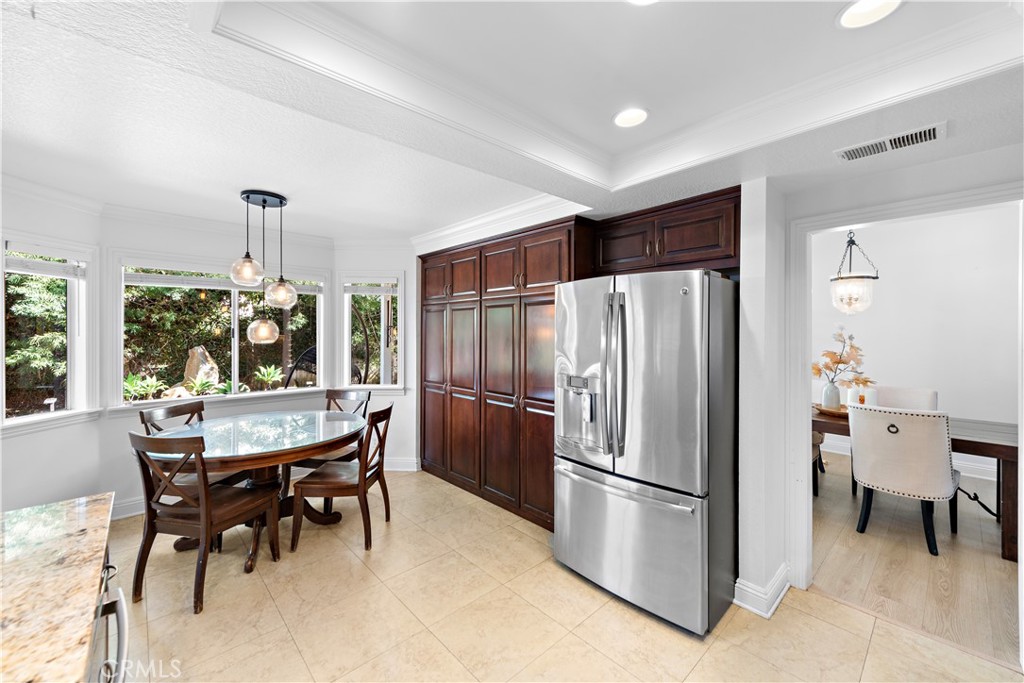 199 S Amberwood Street Property Photo 16