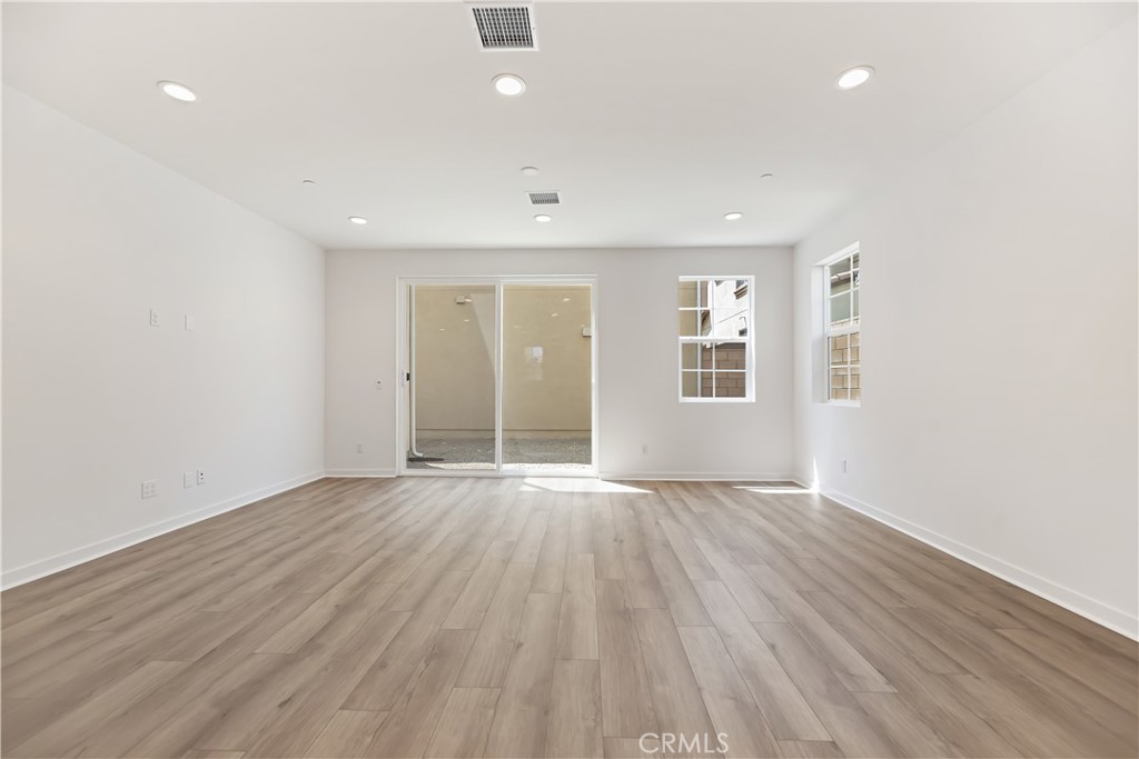 6974 Mallow Drive Property Photo 11