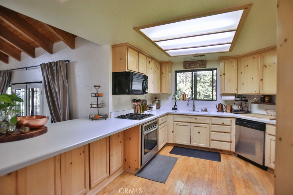 30137 Pixie Drive Property Photo 8