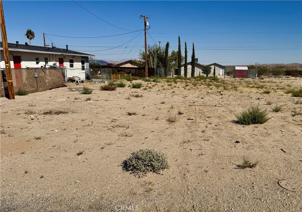 6325 Palm View Avenue Property Photo 1