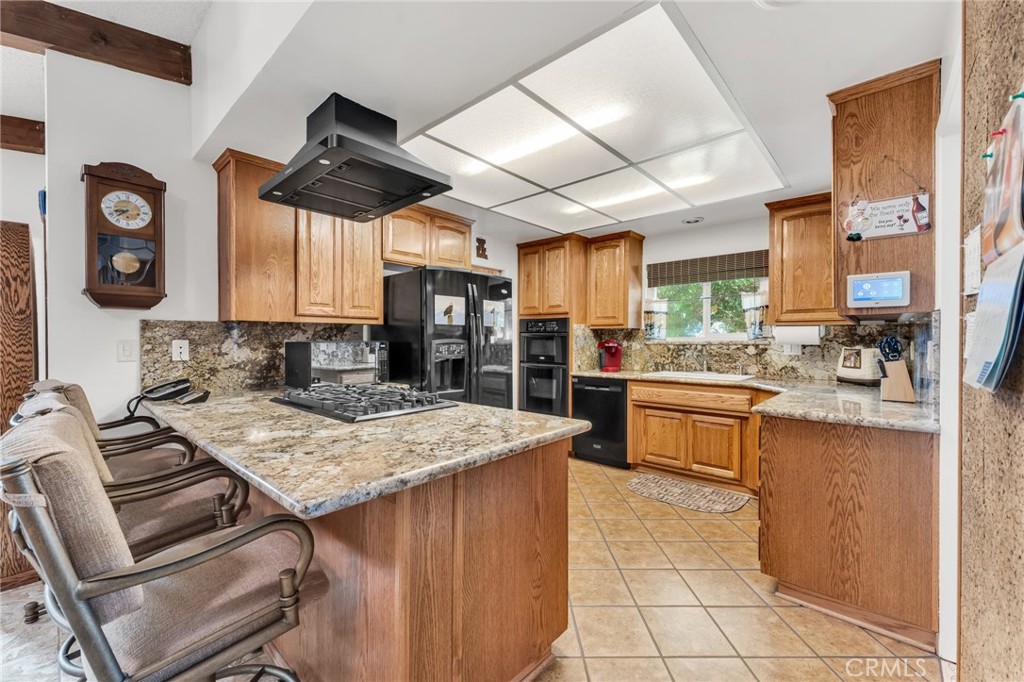 1317 Pacific Street Property Photo 6