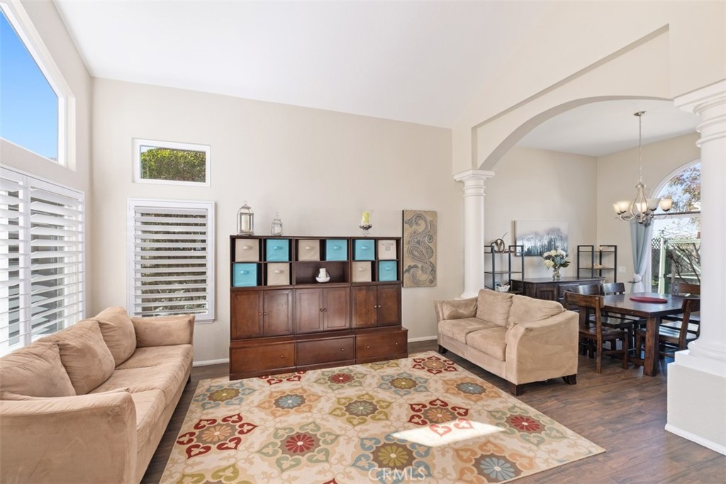20891 Porter Ranch Road Property Photo 6
