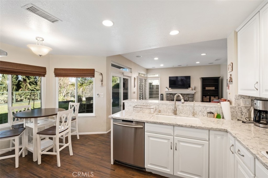20891 Porter Ranch Road Property Photo 14