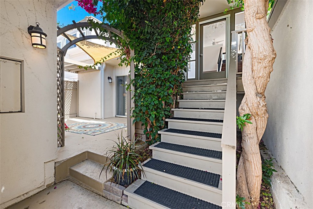 712 Calle Divino Property Photo 7