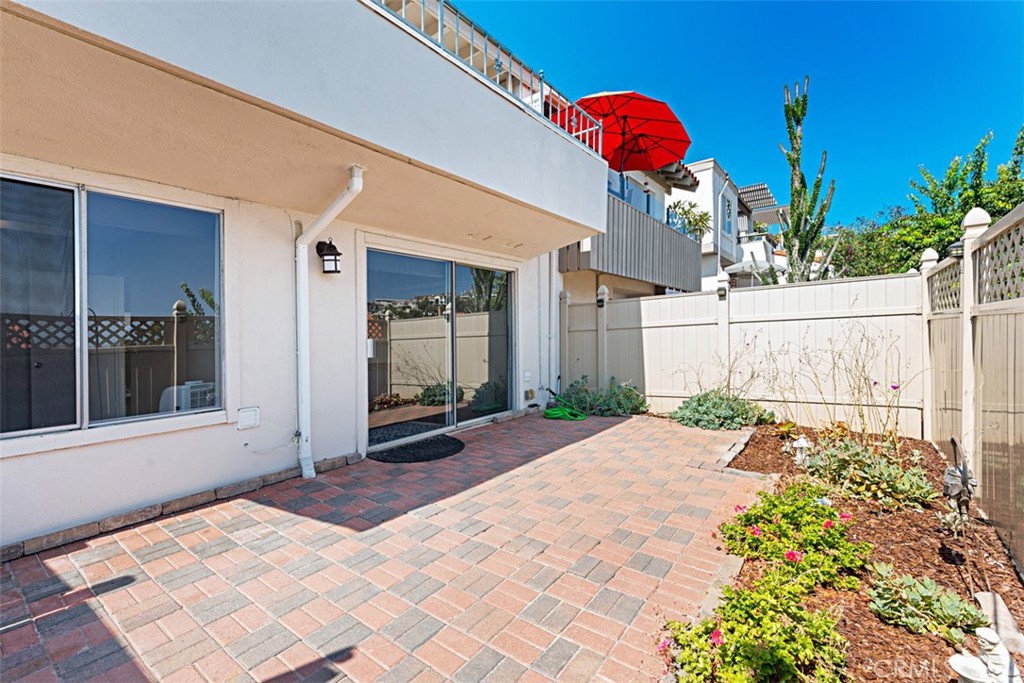 712 Calle Divino Property Photo 32