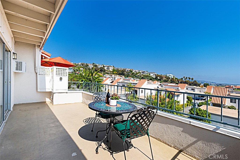 712 Calle Divino Property Photo 33