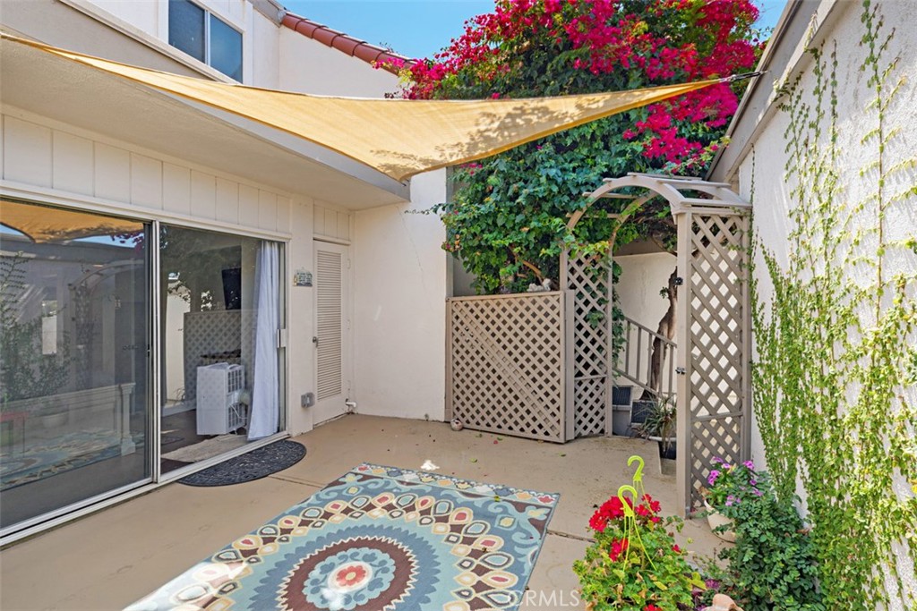 712 Calle Divino Property Photo 42
