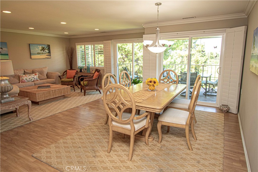 2391 Via Mariposa W 3a Property Photo 5