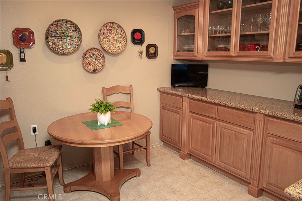 2391 Via Mariposa W 3a Property Photo 14