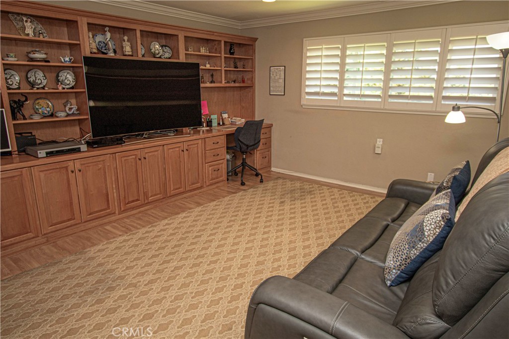 2391 Via Mariposa W 3a Property Photo 24