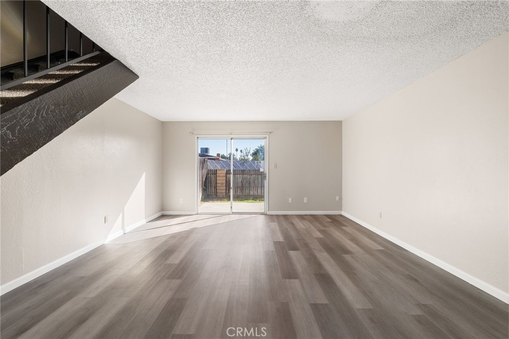 2517 7th Street Property Photo 5