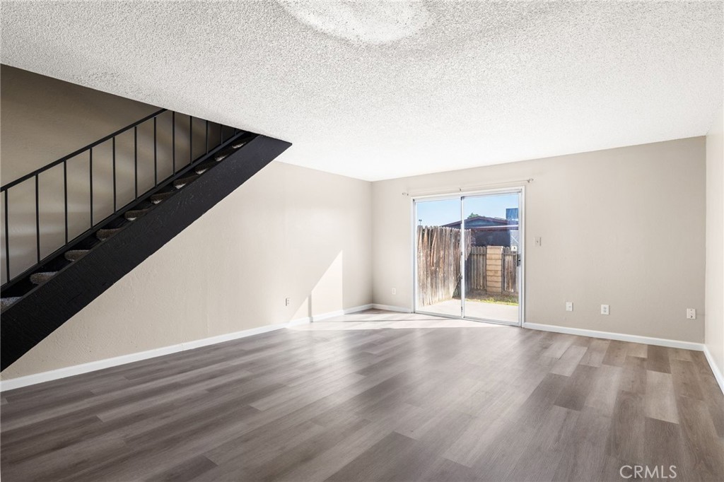 2517 7th Street Property Photo 6