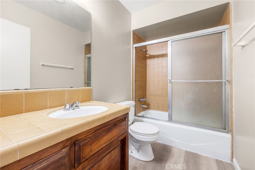 2549 7th Street Property Photo 12