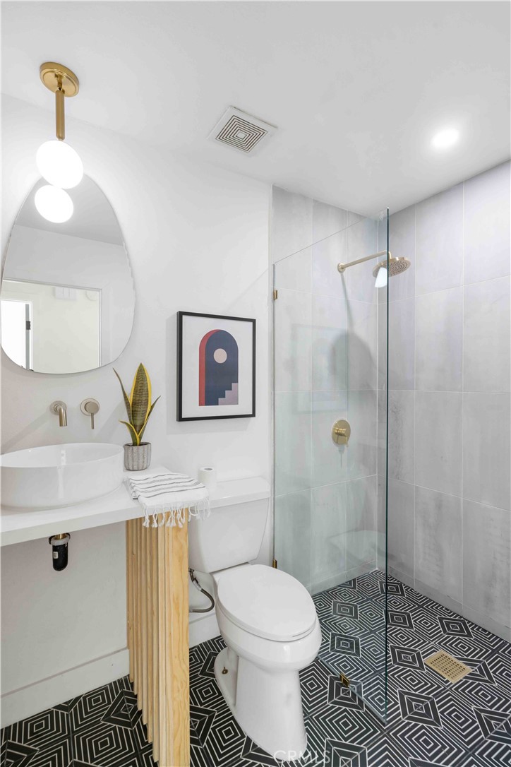 62044 Valley View Circle Property Photo 15