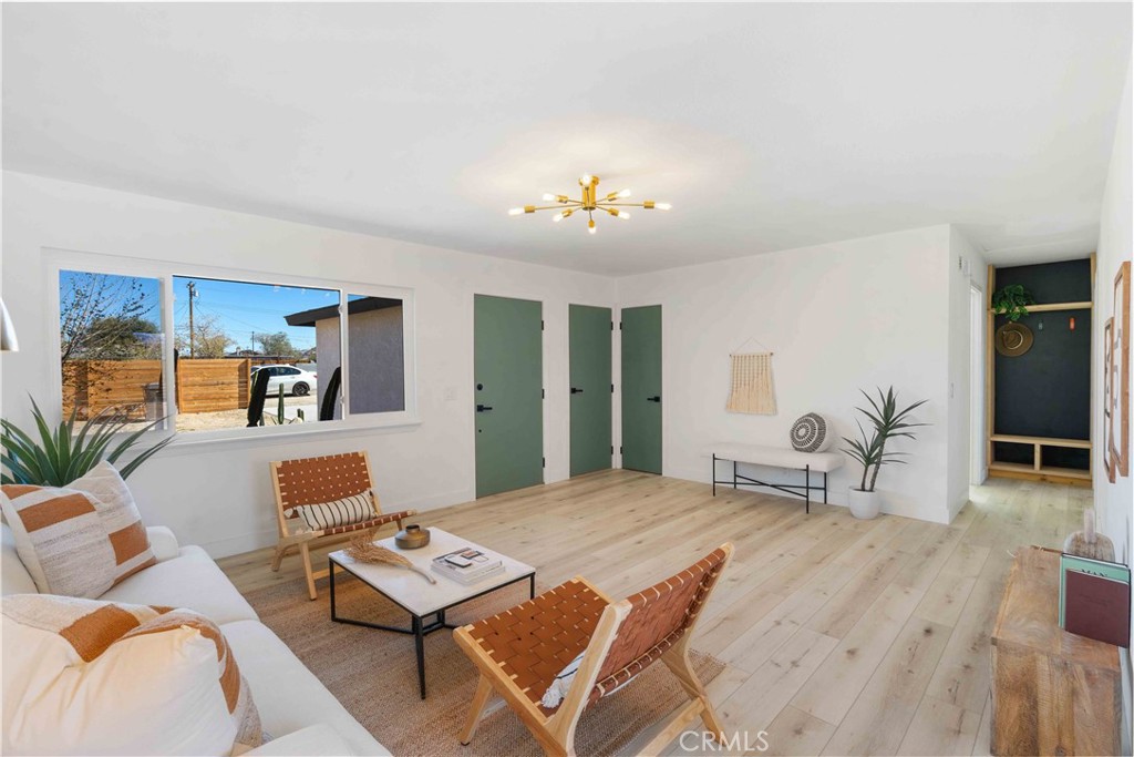 62044 Valley View Circle Property Photo 21