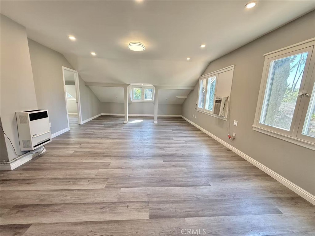 41 S Berkeley Avenue Property Photo 8