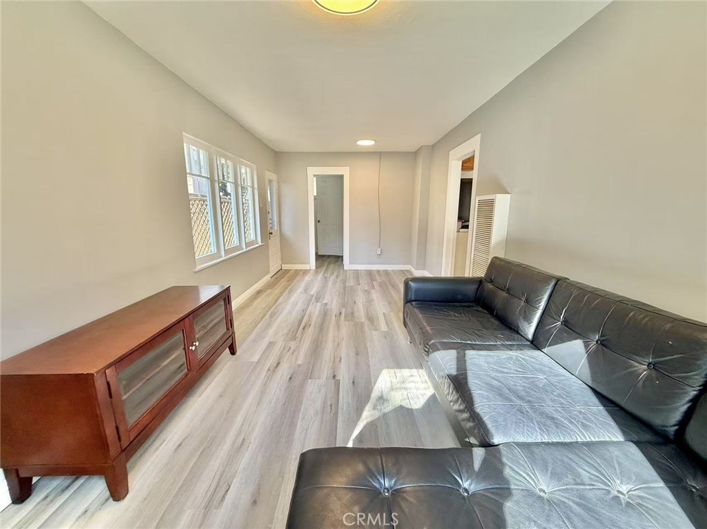 41 S Berkeley Avenue Property Photo 9