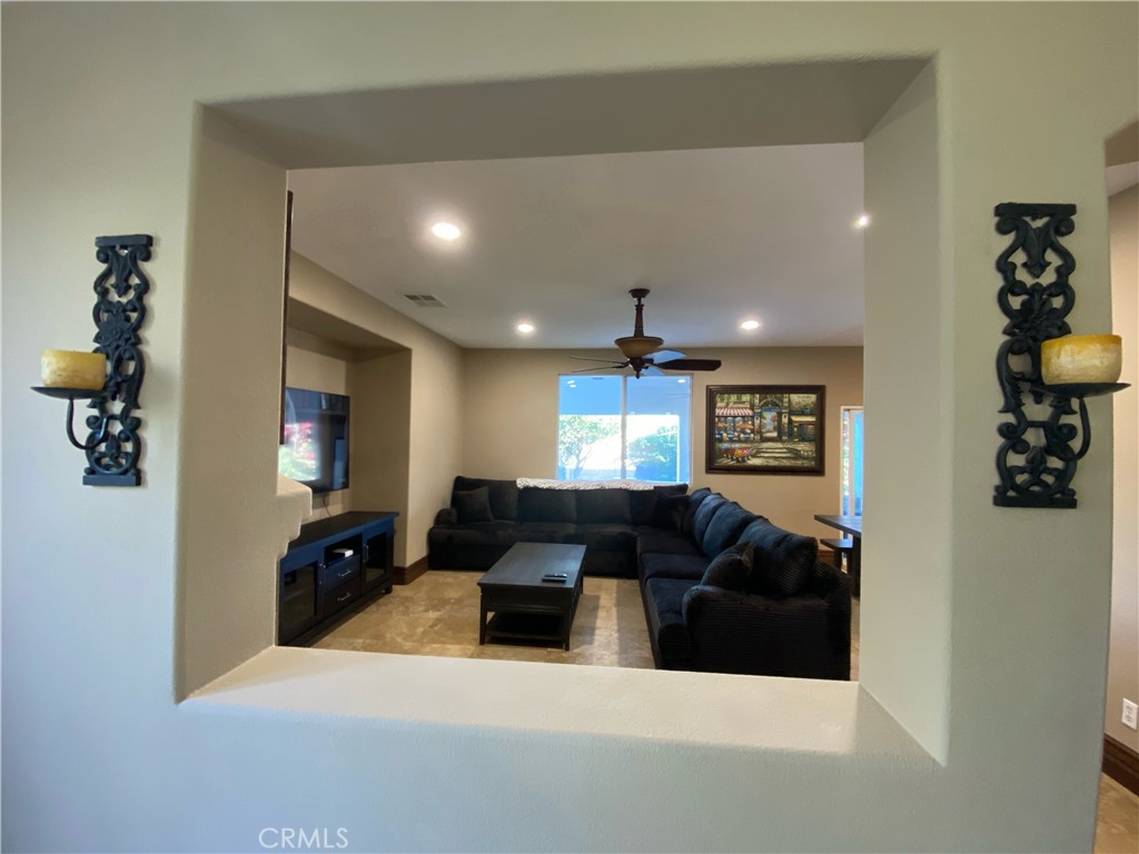 48482 Red Mountain Place Property Photo 35