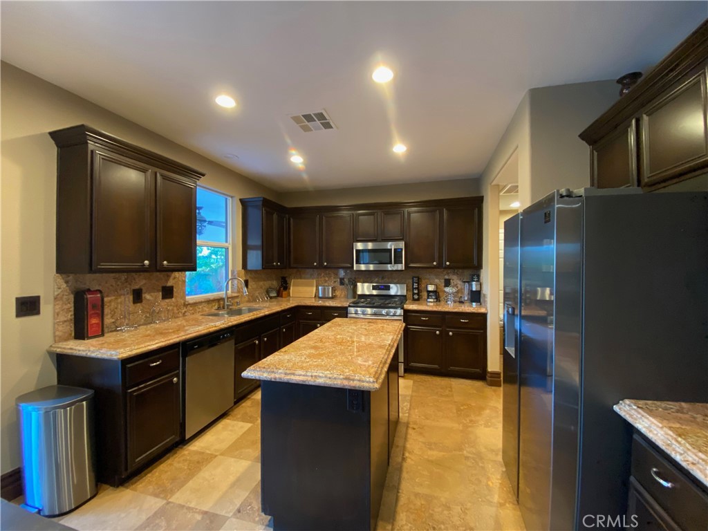 48482 Red Mountain Place Property Photo 41