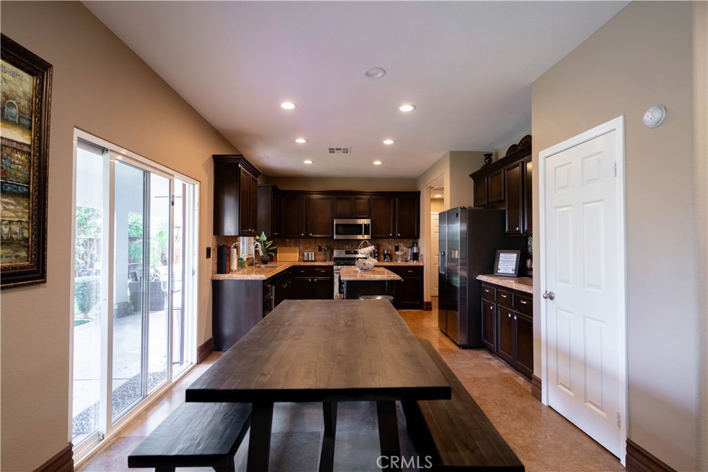 48482 Red Mountain Place Property Photo 43