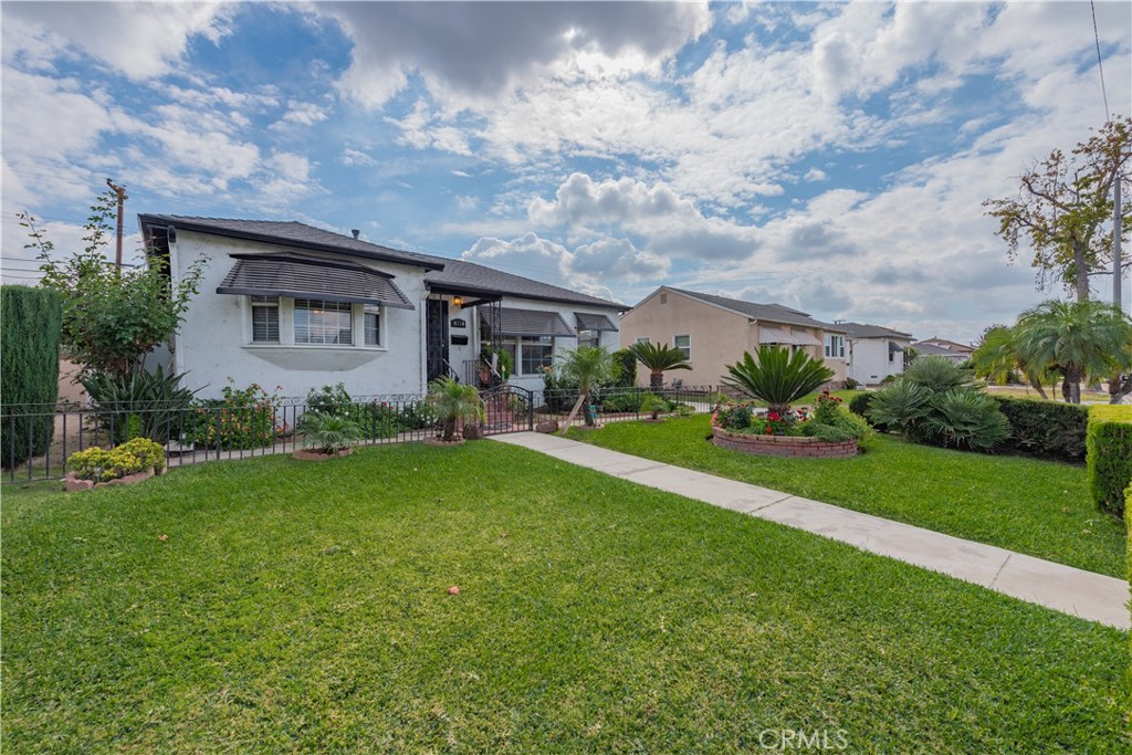 4660 Whitney Drive Property Photo 6