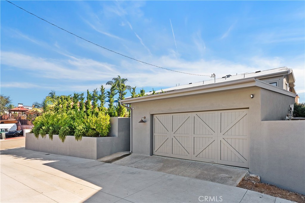 337 Holmwood Drive Property Photo 36